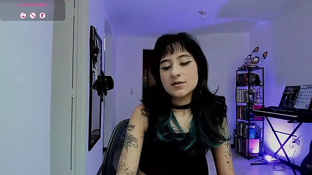Snapshot of atenea_dragon__ chatting on June 23, 2026, 7:45 pm atenea dragon online show from June 23, 2026, 7:45 pm