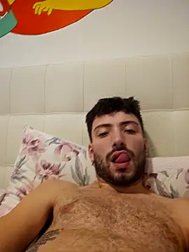 Snapshot of scopamiforte20cm chatting on September 15, 2025, 10:10 pm scopamiforte20cm online show from September 15, 2025, 10:10 pm