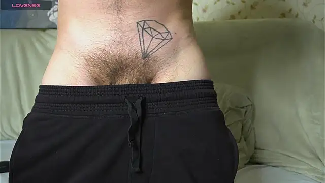 Snapshot of johnstoneisland chatting on September 18, 2025, 7:21 am johnstoneisland online show from September 18, 2025, 7:21 am