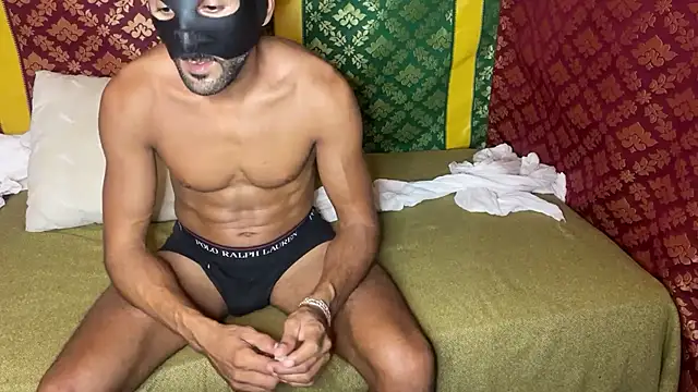 Snapshot of JUSTFORRICH chatting on September 23, 2025, 8:23 pm JUSTFORRICH online show from September 23, 2025, 8:23 pm