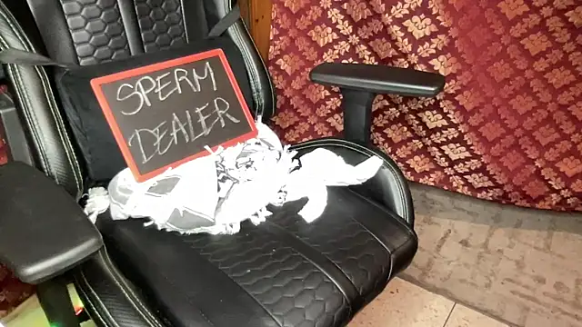 Snapshot of JUSTFORRICH chatting on November 12, 2025, 9:10 am JUSTFORRICH online show from November 12, 2025, 9:10 am