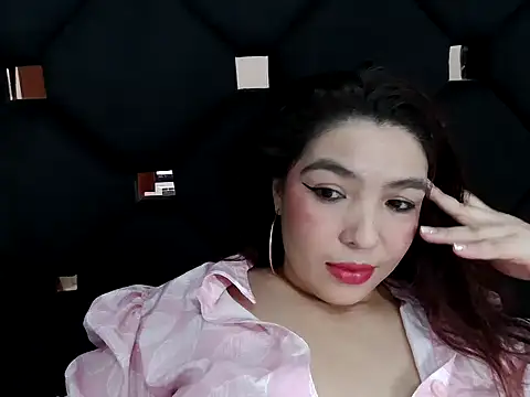 vegacristal88 online show from October 1, 2025, 2:45 pm