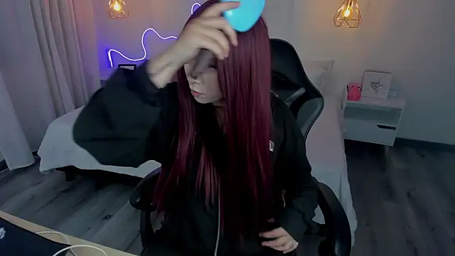 Noahcryptic online show from January 18, 2026, 4:49 am