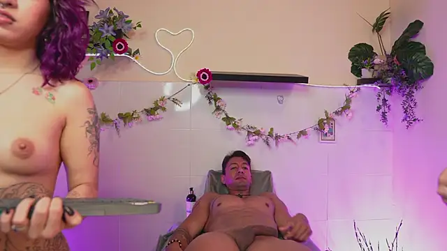 Snapshot of Jessi_Alex chatting on October 4, 2025, 11:41 am Jessi Alex online show from October 4, 2025, 11:41 am