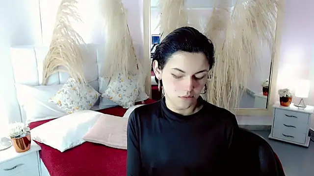 nathalialoes1 online show from January 10, 2026, 7:04 pm