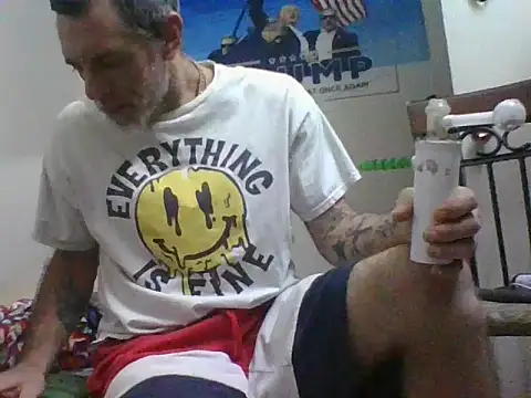 jarjar83 online show from December 2, 2025, 5:13 am