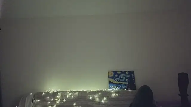 Pixxxis online show from October 28, 2025, 2:15 am