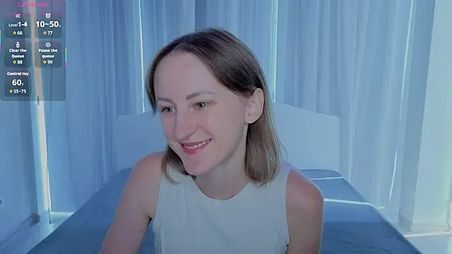 Snapshot of LuluChiiii chatting on September 14, 2025, 10:36 am LuluChiiii online show from September 14, 2025, 10:36 am