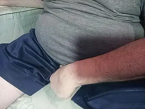 BabyBearMilk online show from October 22, 2025, 10:20 pm