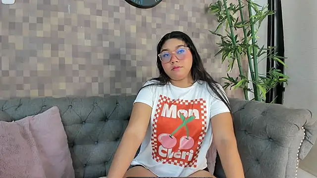 shanon marel online show from November 2, 2025, 12:18 pm