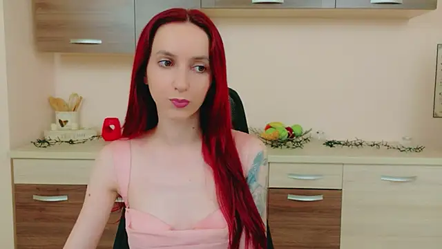 Snapshot of Julia_Jae chatting on June 7, 2026, 5:11 am Julia Jae online show from June 7, 2026, 5:11 am