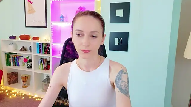 Snapshot of Julia_Jae chatting on June 15, 2026, 6:59 am Julia Jae online show from June 15, 2026, 6:59 am