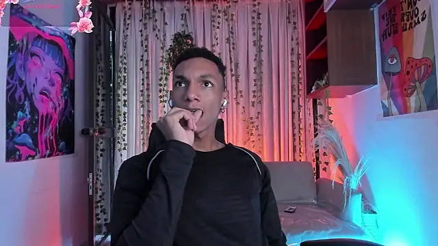 Snapshot of JulienSaint chatting on January 7, 2026, 11:23 am JulienSaint online show from January 7, 2026, 11:23 am