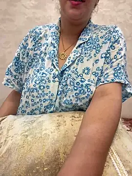 Snapshot of Bold-arabic-vibes chatting on November 17, 2025, 9:26 am Bold-arabic-vibes online show from November 17, 2025, 9:26 am