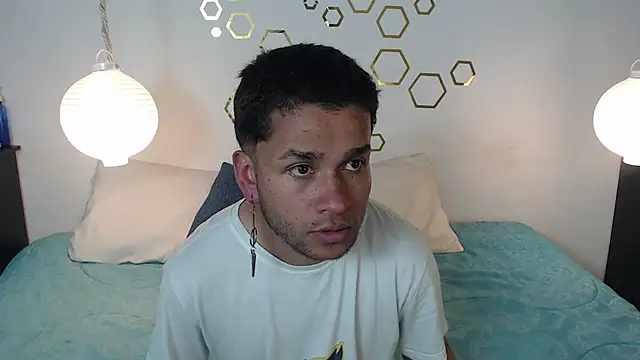 Snapshot of Provincute chatting on September 27, 2025, 2:16 am Provincute online show from September 27, 2025, 2:16 am