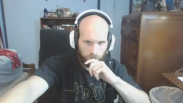 Snapshot of PDrents chatting on October 15, 2025, 8:53 pm PDrents online show from October 15, 2025, 8:53 pm