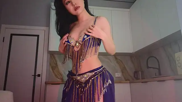 Snapshot of lunajii chatting on April 26, 2026, 11:24 pm lunajii online show from April 26, 2026, 11:24 pm