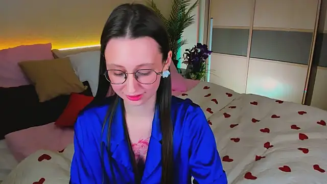 YourLovellyStory online show from March 11, 2026, 11:27 am