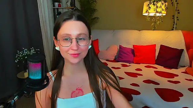 YourLovellyStory online show from March 22, 2026, 11:46 am