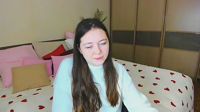 AlluringLookk online show from March 20, 2026, 12:43 pm