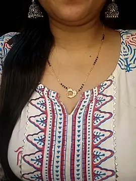 Snapshot of officialbhabhi chatting on September 24, 2025, 2:20 pm officialbhabhi online show from September 24, 2025, 2:20 pm