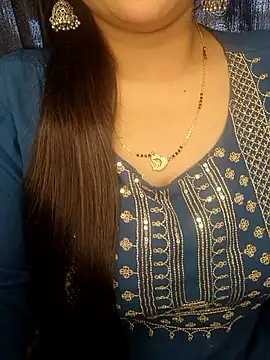 Snapshot of officialbhabhi chatting on September 25, 2025, 5:11 am officialbhabhi online show from September 25, 2025, 5:11 am