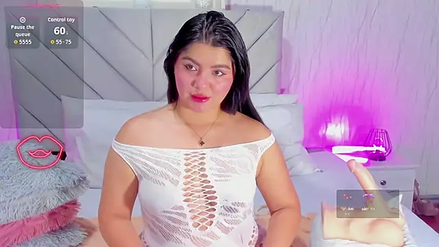 Snapshot of AmberSinner chatting on September 15, 2025, 11:32 am AmberSinner online show from September 15, 2025, 11:32 am