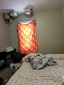 chocolate bella online show from February 3, 2026, 3:17 pm