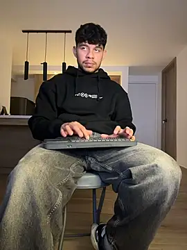 Snapshot of austin_spears_ chatting on February 11, 2026, 4:06 am austin spears online show from February 11, 2026, 4:06 am