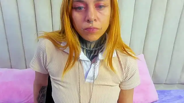 Snapshot of Sofii_Anal_ chatting on November 8, 2025, 2:12 am Sofii Anal online show from November 8, 2025, 2:12 am