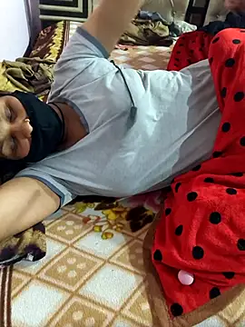 Love-pari077 online show from January 11, 2026, 1:10 am