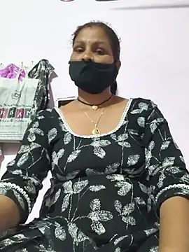 Love-pari077 online show from July 28, 2026, 5:58 am