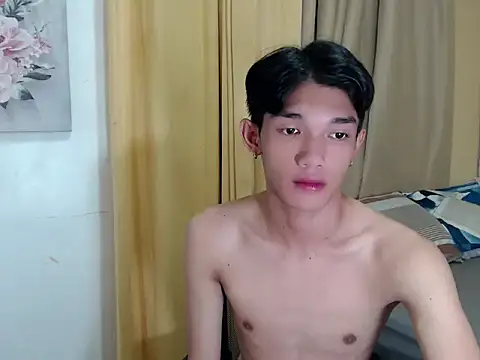 Snapshot of fuckerfriendsxx chatting on September 16, 2025, 1:23 pm fuckerfriendsxx online show from September 16, 2025, 1:23 pm