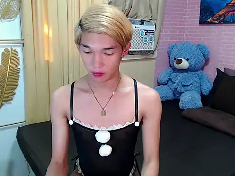 fuckerfriendsxx online show from May 4, 2026, 10:39 pm
