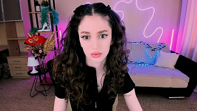 ChristinaConteeree online show from September 14, 2025, 11:20 am