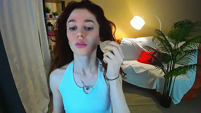 ChristinaConteeree online show from March 4, 2026, 3:23 am