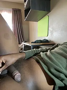 hardboyi03 online show from September 10, 2025, 9:53 am