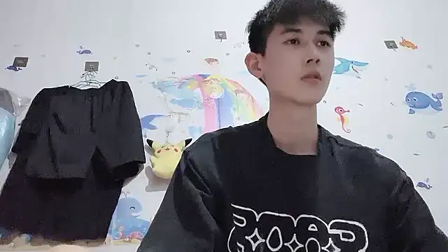 xiaojie2563 online show from April 12, 2026, 11:26 am