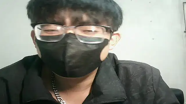 Snapshot of bigbb101011 chatting on November 19, 2025, 4:07 pm bigbb101011 online show from November 19, 2025, 4:07 pm