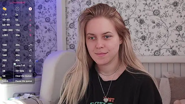 AngelAnty online show from May 1, 2026, 2:10 pm