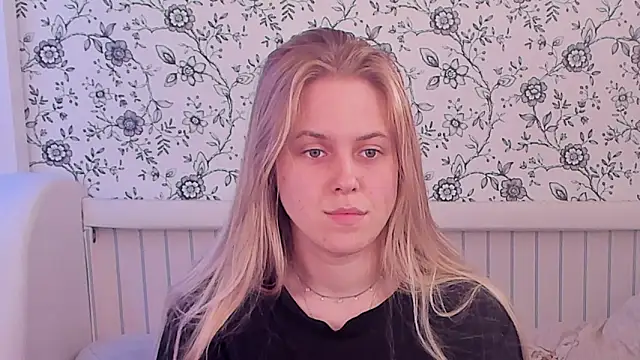 AngelAnty online show from May 11, 2026, 4:04 pm