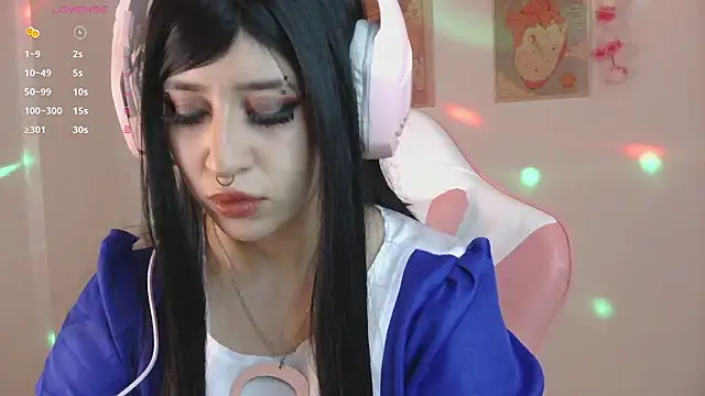 Snapshot of Hachiko_Love chatting on November 9, 2025, 3:49 am Hachiko Love online show from November 9, 2025, 3:49 am