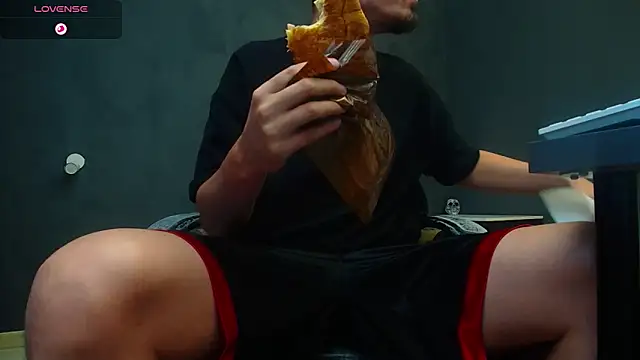 EnzoRace online show from September 23, 2025, 4:59 am