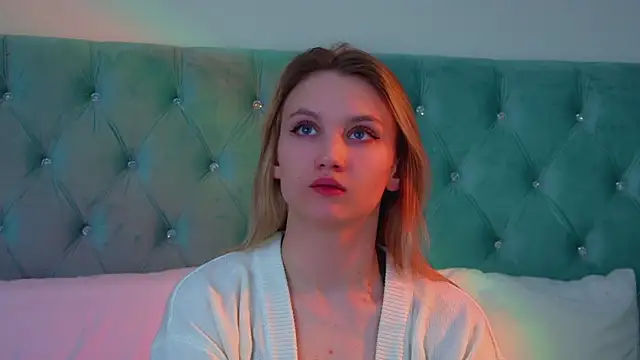 StacyEvances online show from March 22, 2026, 6:11 pm