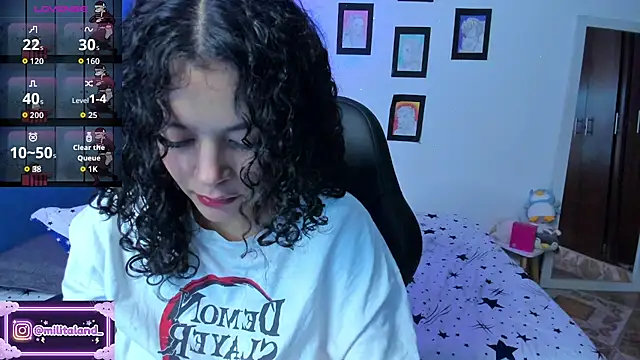 Snapshot of milita_houston chatting on September 29, 2025, 1:33 am milita houston online show from September 29, 2025, 1:33 am