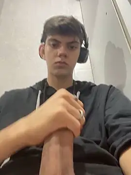 Snapshot of Cos_minn chatting on November 10, 2025, 3:11 pm Cos minn online show from November 10, 2025, 3:11 pm