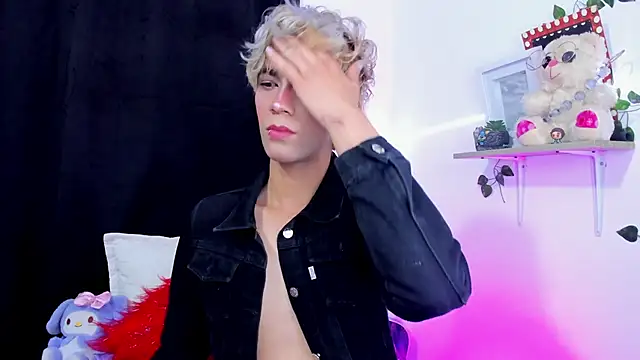 Cooperrosscute233 online show from October 13, 2025, 7:03 pm