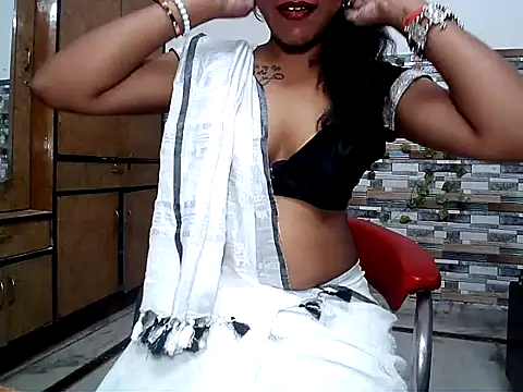 HOT AARVI11 online show from September 29, 2025, 5:01 am