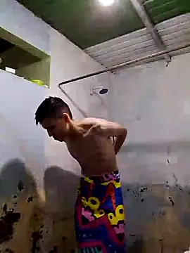 Snapshot of elinnki chatting on October 3, 2025, 12:40 am elinnki online show from October 3, 2025, 12:40 am