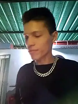 Snapshot of elinnki chatting on November 30, 2025, 5:06 pm elinnki online show from November 30, 2025, 5:06 pm